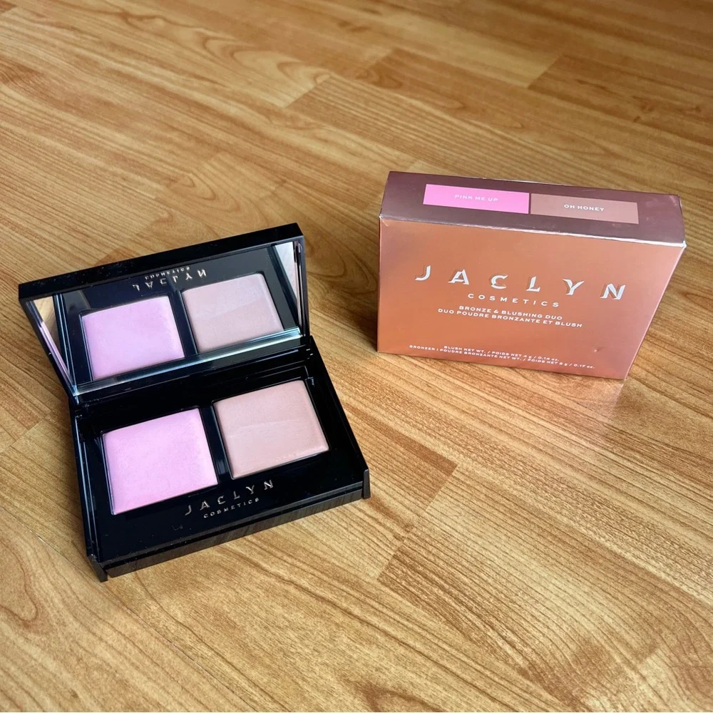 Jaclyn Cosmetics Bronze & Blushing Duo